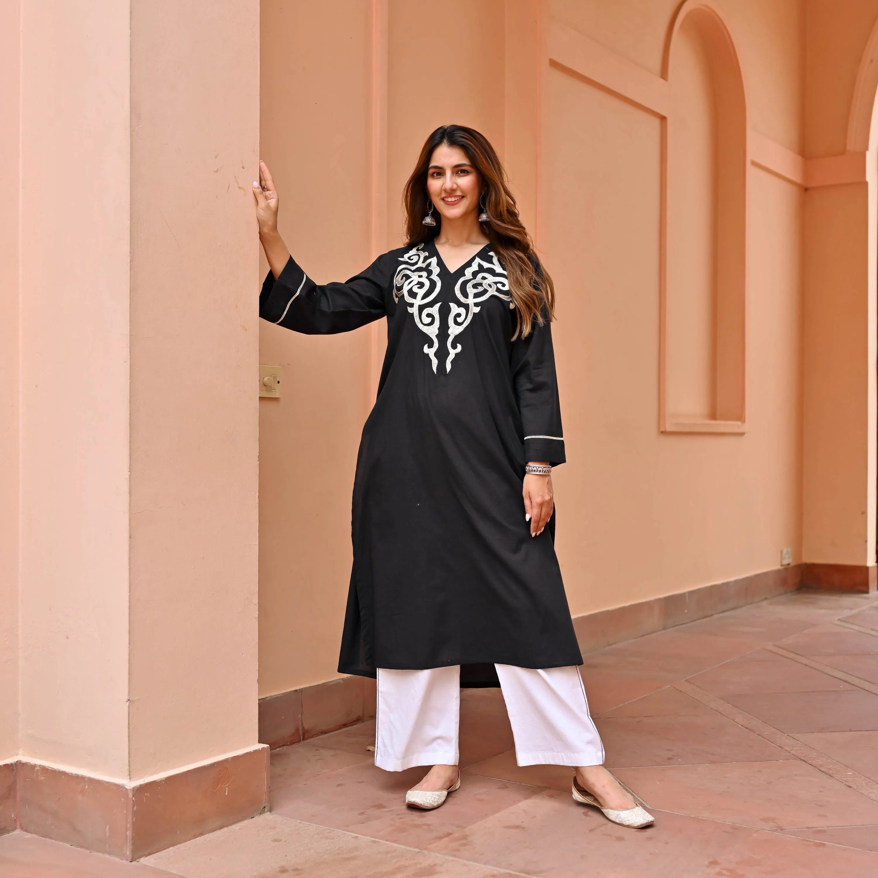 Chic Embroidery Kurta Set