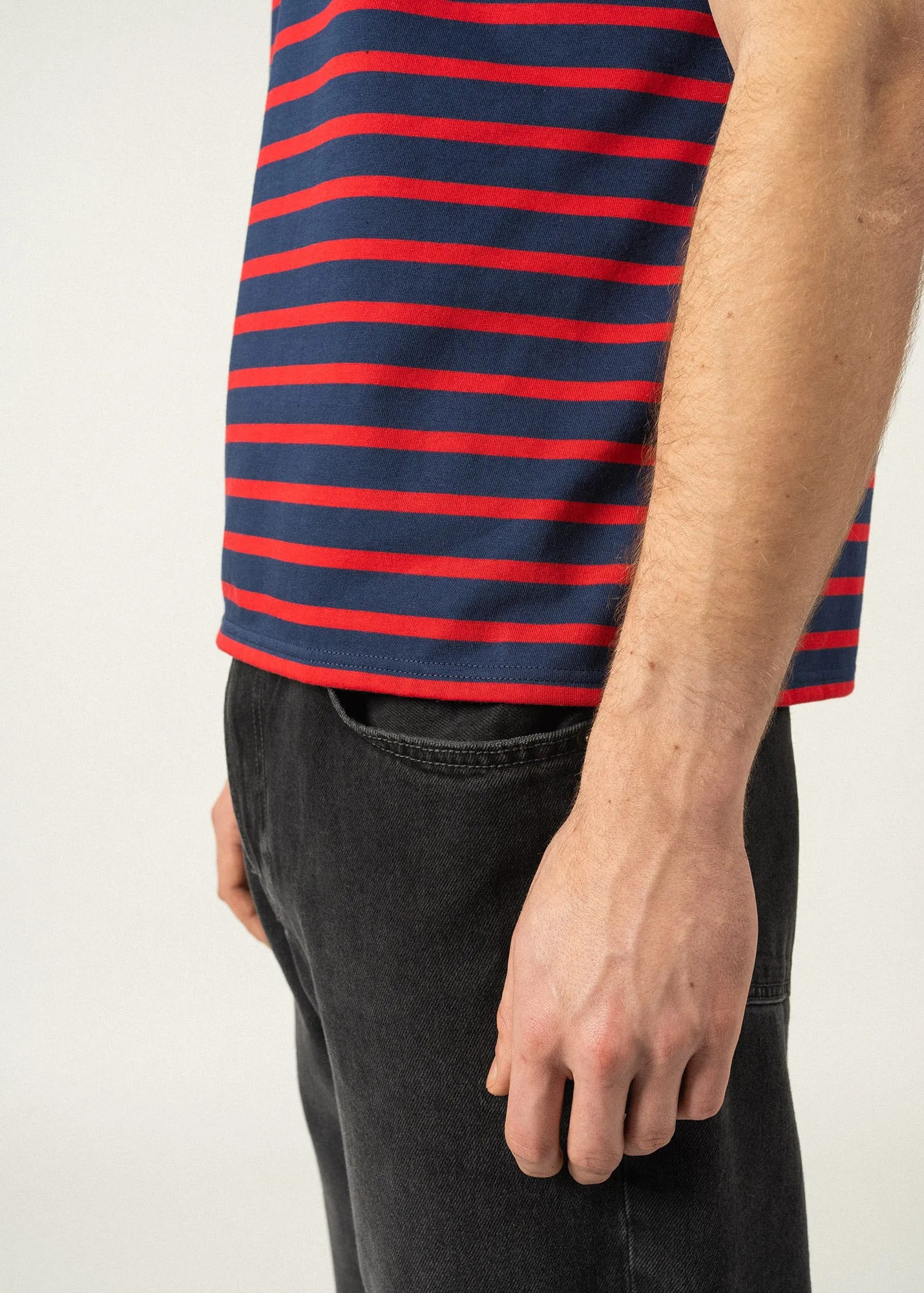 LEVANT MODERN - Breton Stripe Short Sleeve Shirt | Soft Cotton | Unisex Fit (NAVY / RED)