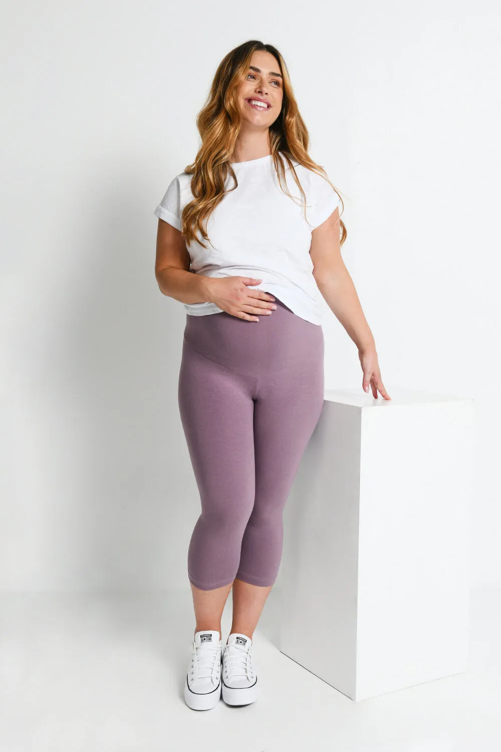 Maternity Everyday Cropped Leggings - Elderberry Purple